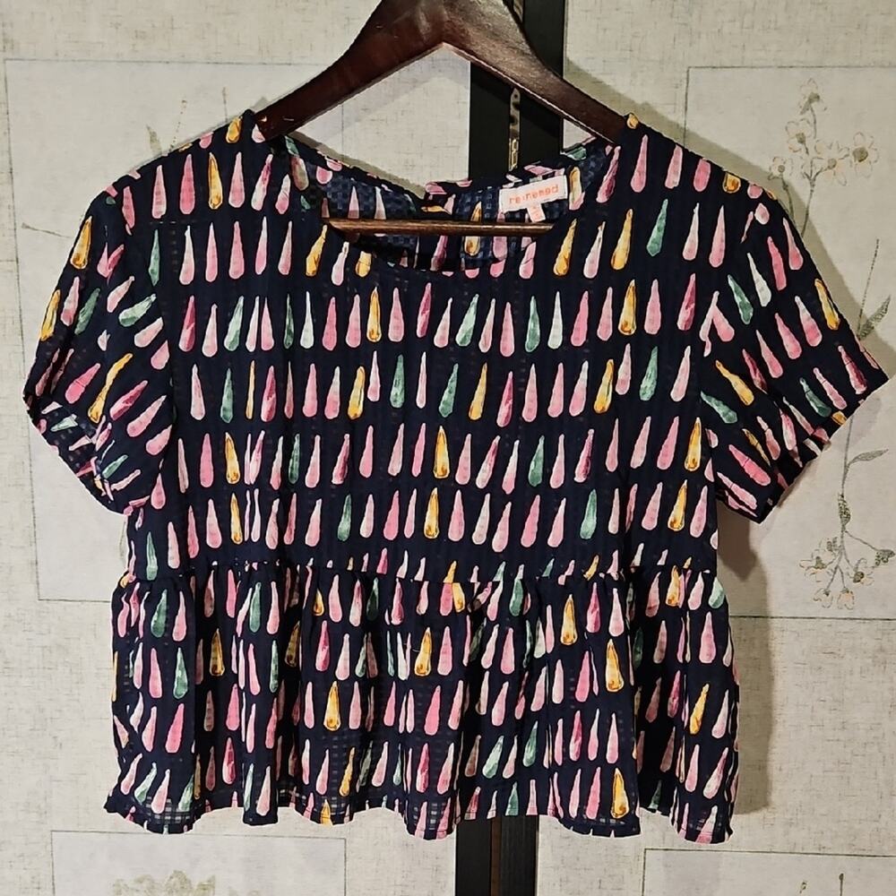re:named Black Boxy Cropped Top with Round Neckline and Short Sleeves